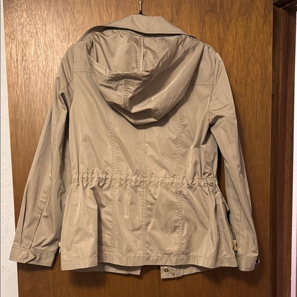 Talbots Tan Utility/ Rain Jacket Lightweight Cinch Waist - Picture 8 of 8